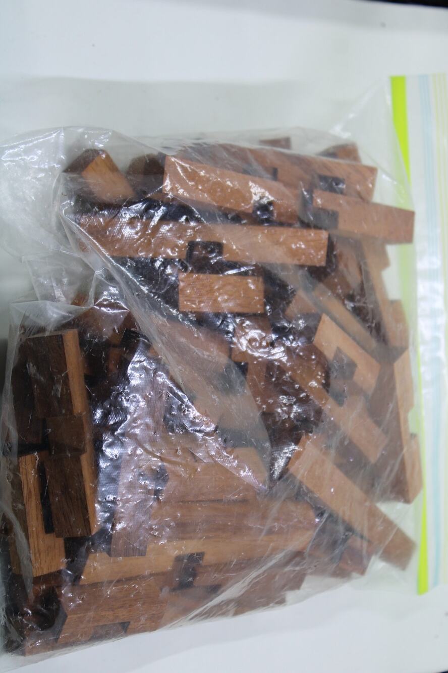 VINTAGE Halsam American Logs Lot Roof Pieces & Assorted Wood Logs